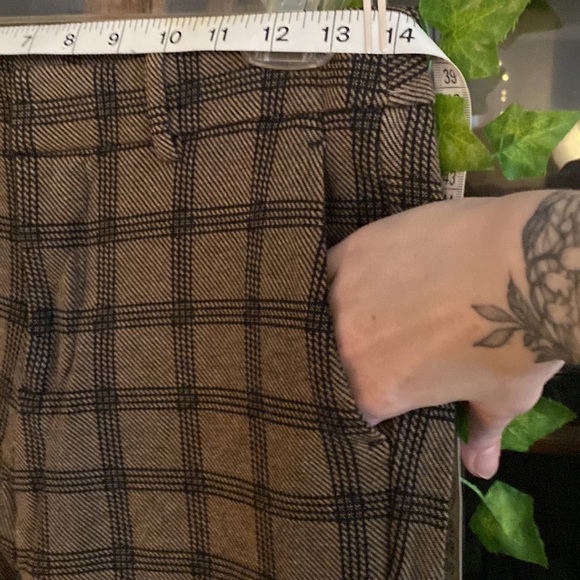 Plaid trousers - Picture 6 of 10